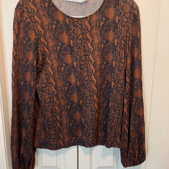 Contemparine size S snake print shirt - Picture 3 of 11